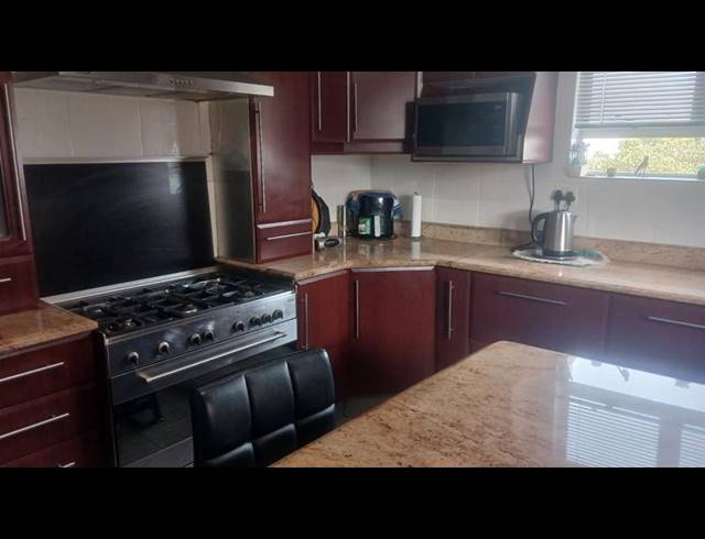 3 BEDROOM HOUSE FOR SALE IN SILVERGLEN